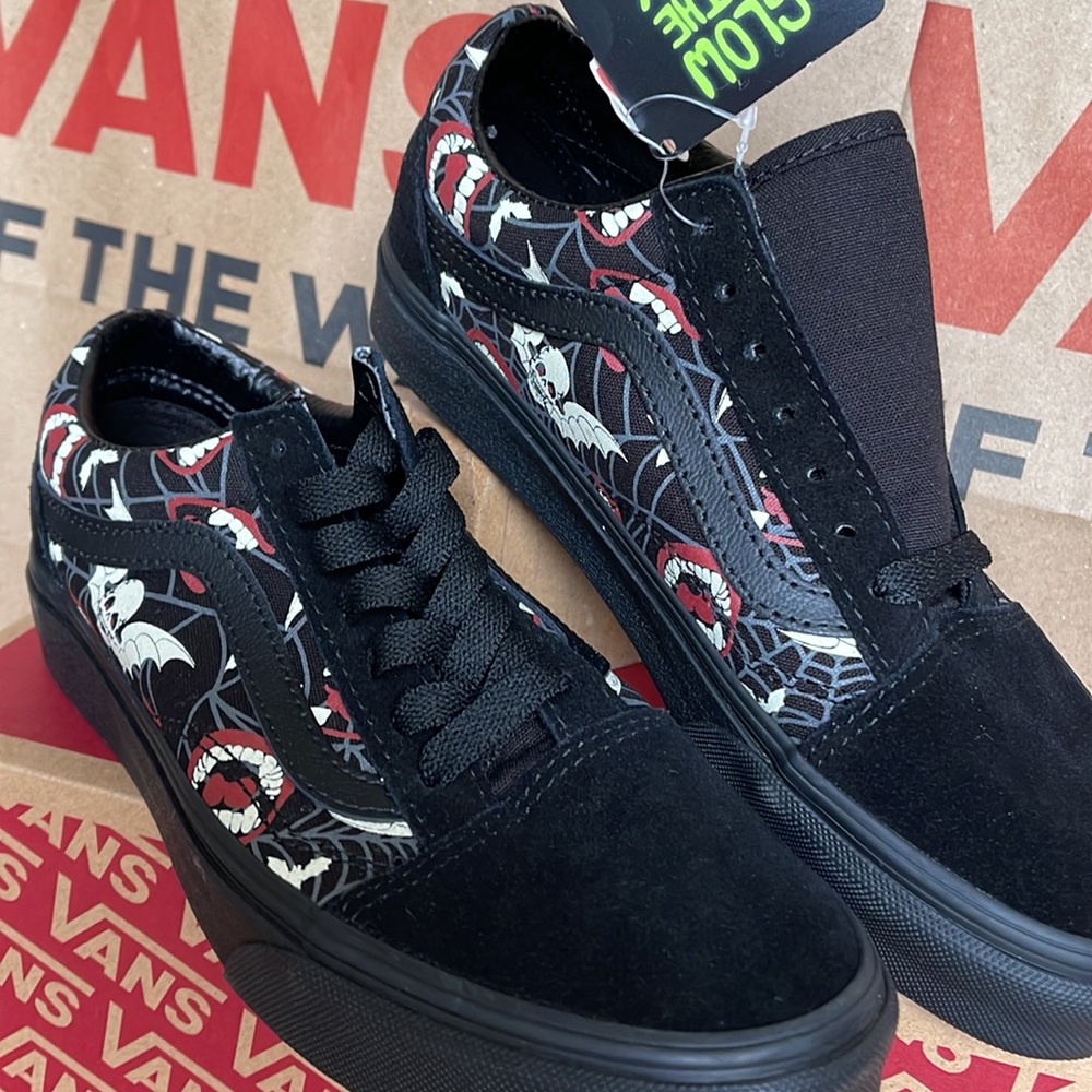 Vans Old Glow Frights Black/Black Men’s - Picture 7 of 16